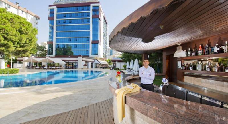 Oz Hotels Antalya Hotel Resort & Spa