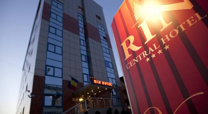 RIN Central Hotel