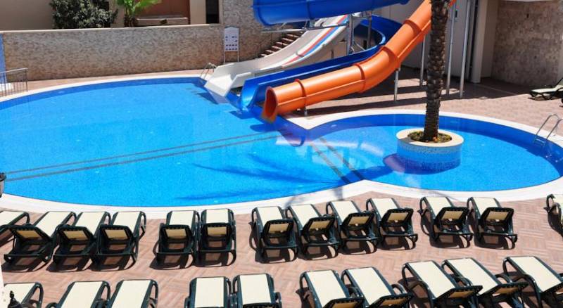 Almera Park Apart Hotel