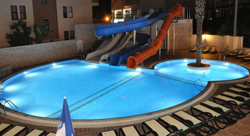 Almera Park Apart Hotel