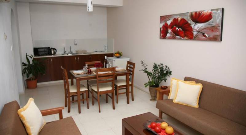 Anna Hotel Apartments