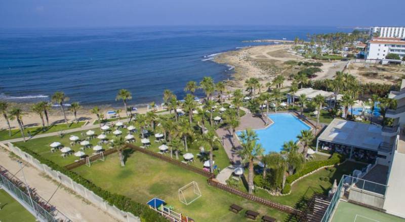 Aquamare Beach Hotel & Spa