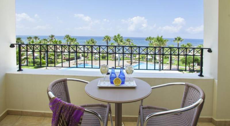 Aquamare Beach Hotel & Spa