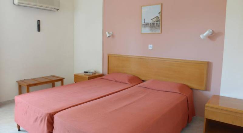 Artemis Hotel Apartments