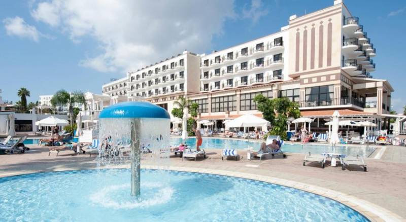 Constantinos The Great Beach Hotel