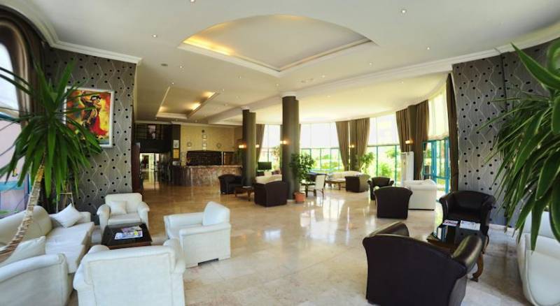 Grand Uysal Apart Hotel