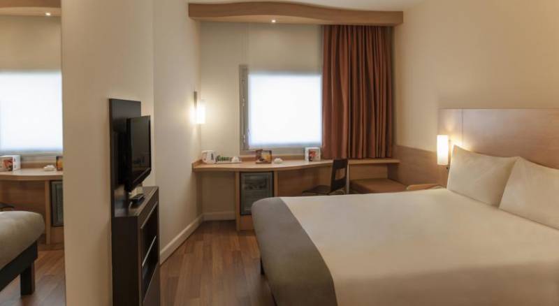 Ibis Bursa