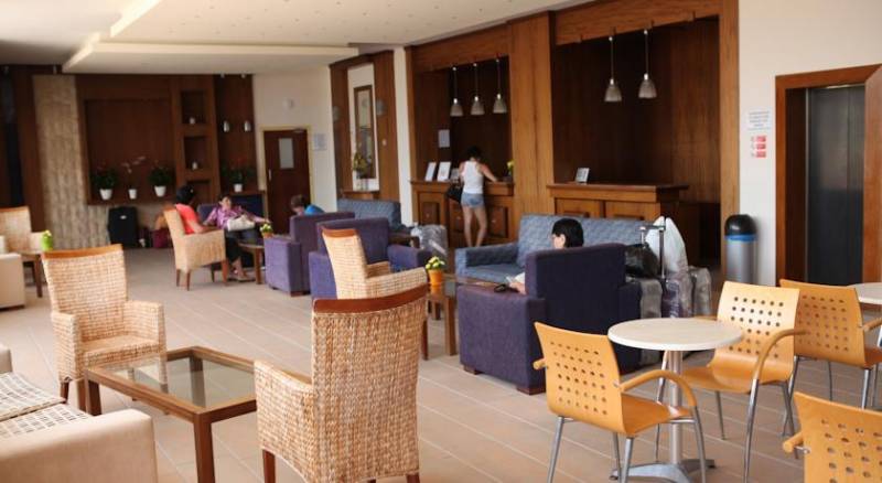Iris Beach Hotel