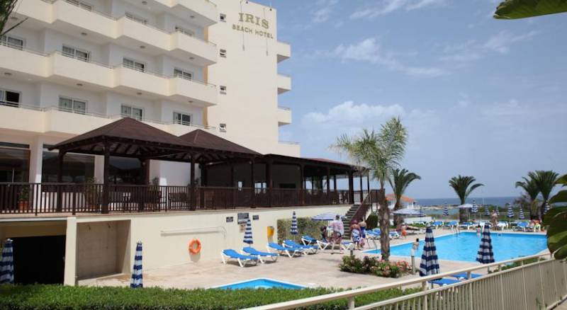Iris Beach Hotel