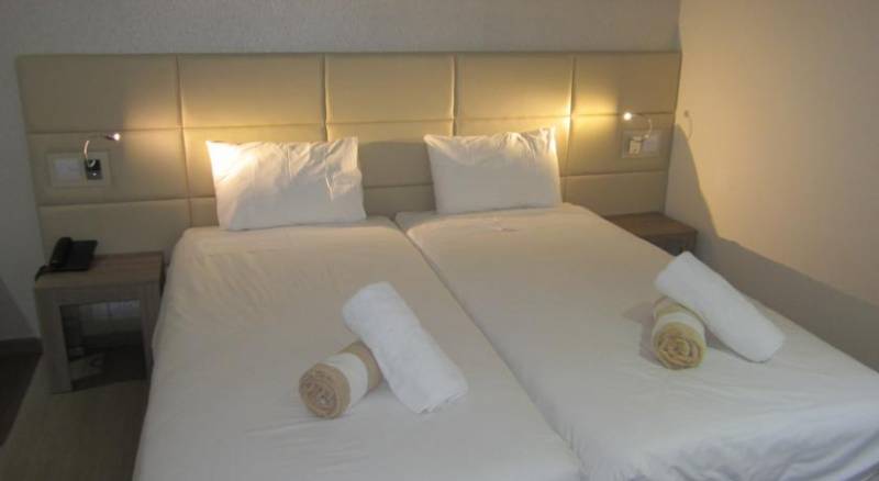 Melpo Antia Suites