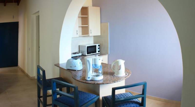 MyroAndrou Hotel Apartments