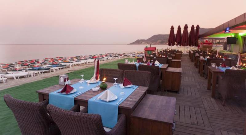 Palmiye Beach Hotel