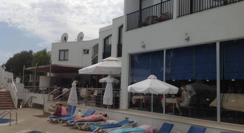 Park Beach Hotel