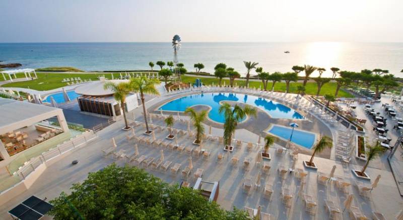 Pernera Beach Hotel