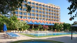 Navarria Hotel