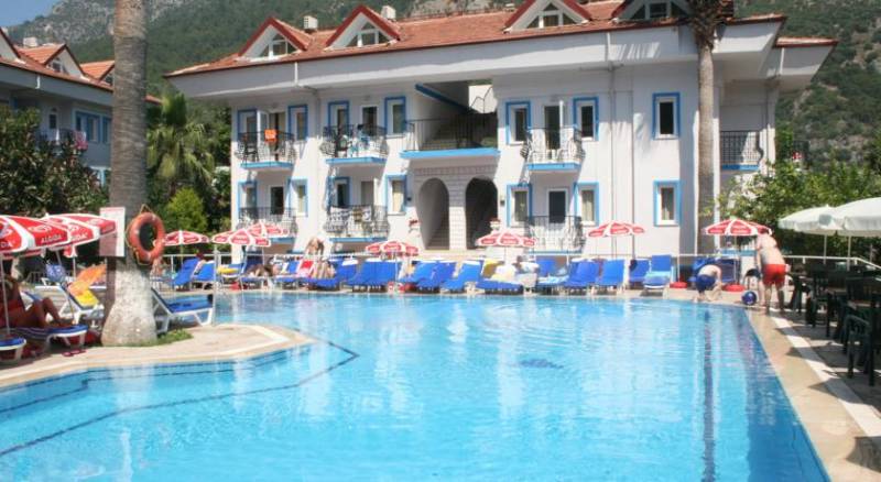 Akdeniz Beach Hotel