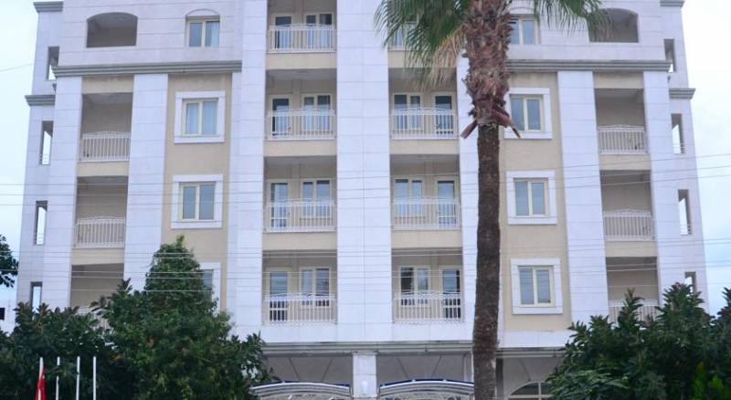 Almena Hotel