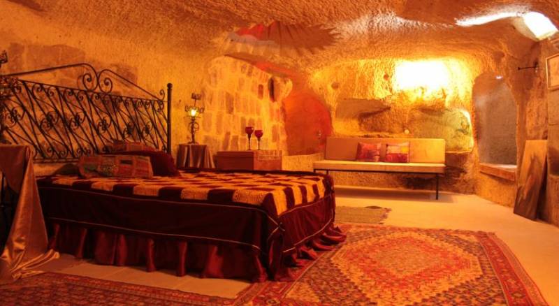 Cave Art Hotel