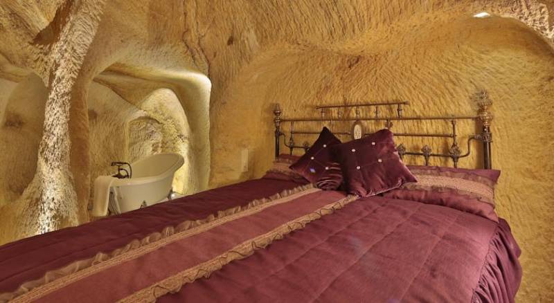 Golden Cave Suites