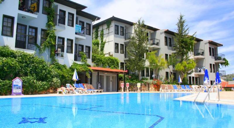 Hisar Holiday Club