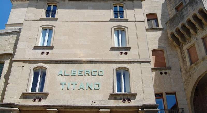 Hotel Titano