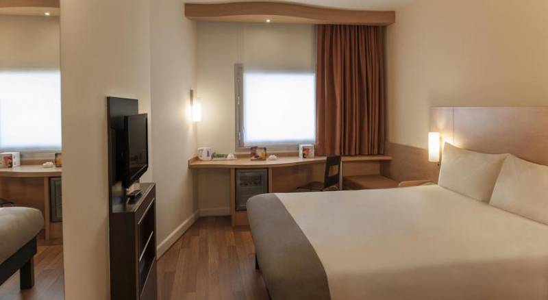 Ibis Izmir Alsancak