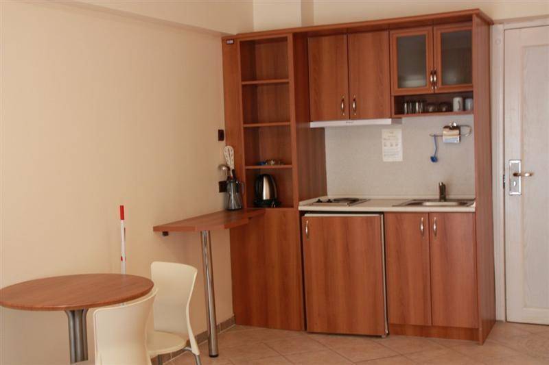 Mutlu Apart Hotel