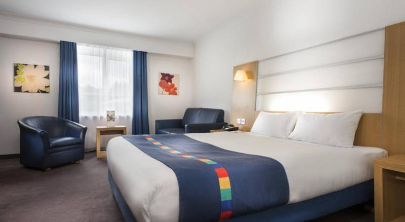 Park Inn by Radisson Cardiff North