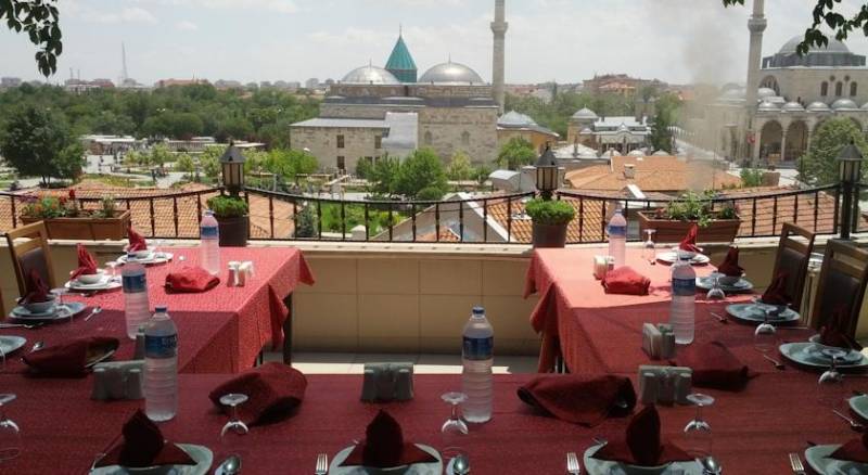 Rumi Hotel