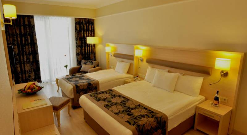 Saray Regency Resort & Spa