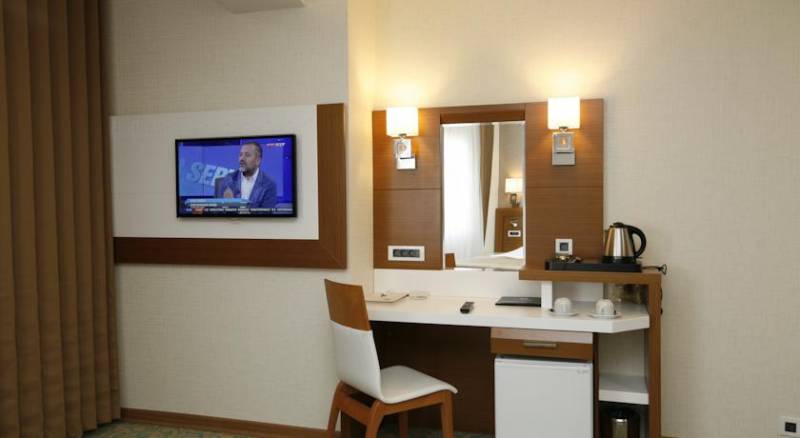 Selcuk Hotel Sems-i Tebrizi