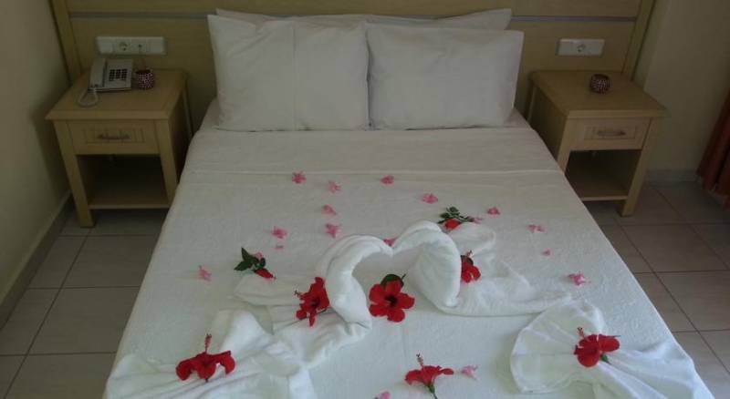 Summer Rose Hotel