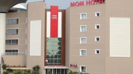 Mom Hotel