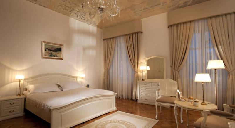 Antiq Palace - Small Luxury Hotels Of The World