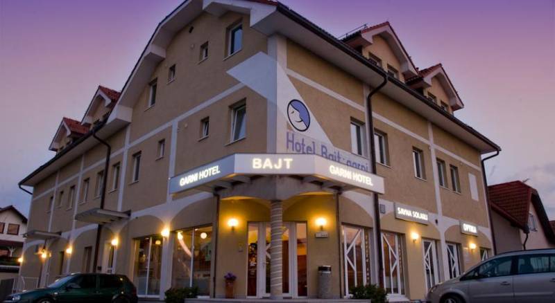 Hotel Bajt - Garni