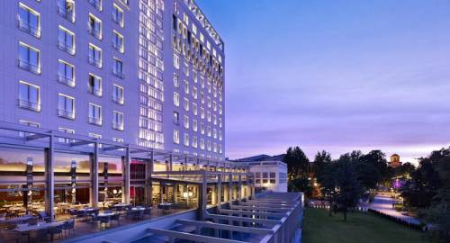 Hotel Metropol Palace, a Luxury Collection Hotel