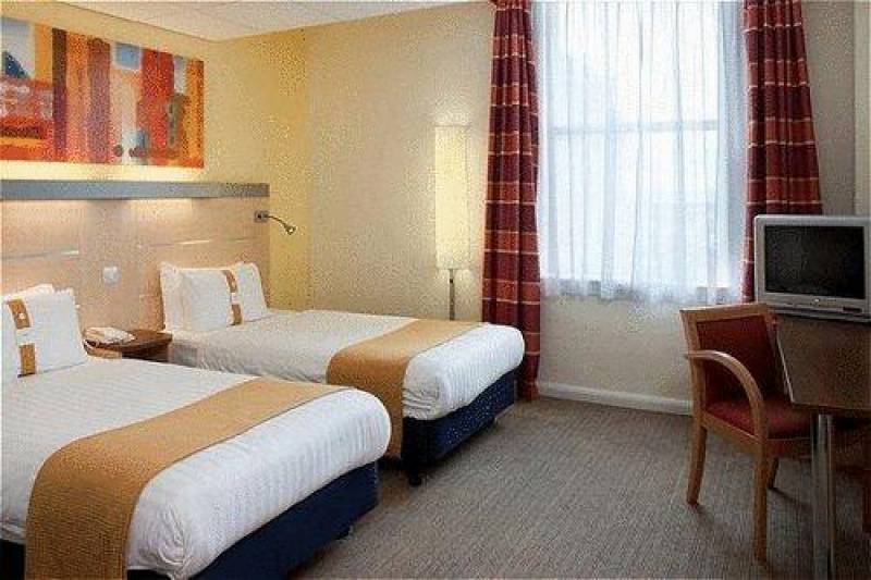 Holiday Inn Express Edinburgh City Centre