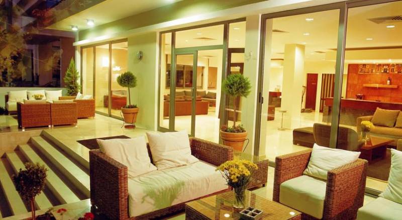 Hotel Angela Suites & Lobby