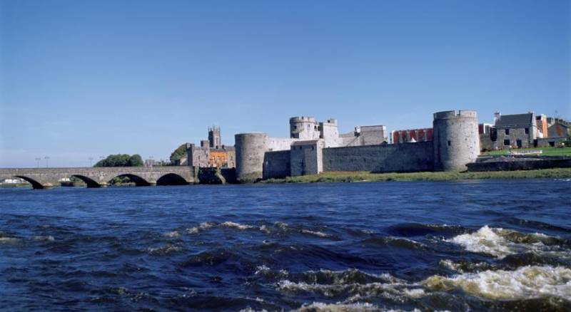 Limerick Strand Hotel