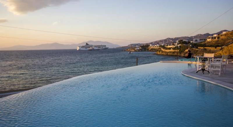 Mykonos Beach Hotel