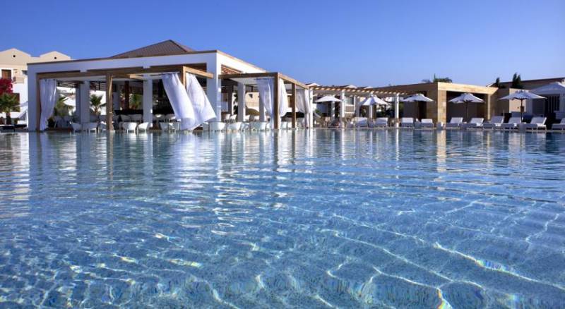 Pelagos Suites Hotel