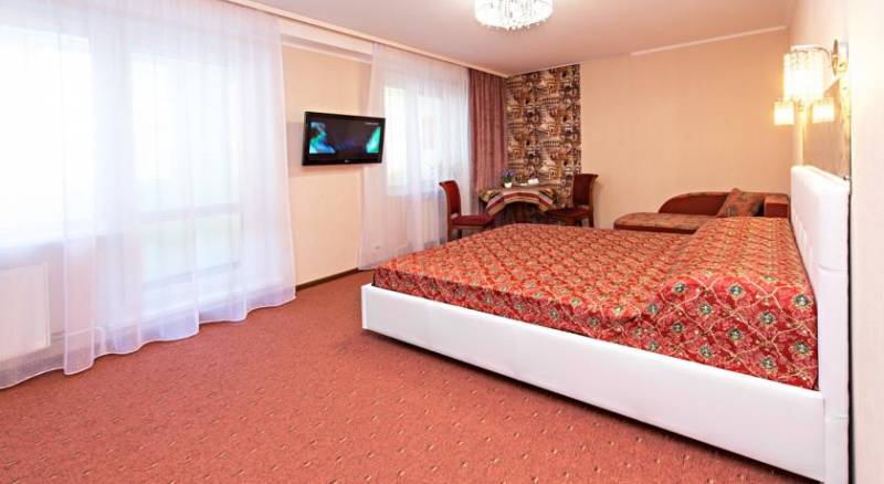 Globus Hotel