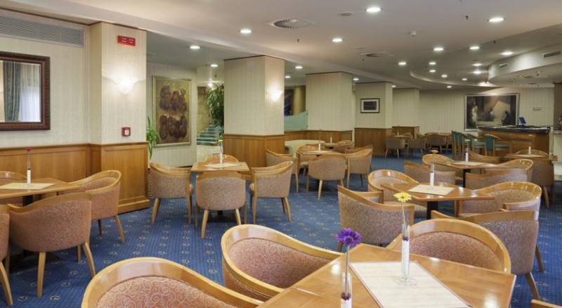 Holiday Inn Skopje