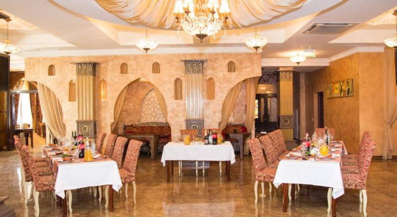 Suleiman Palace Hotel