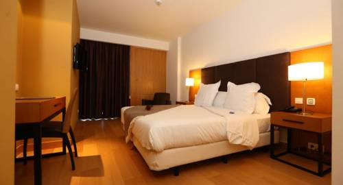 Premium Setubal Hotel