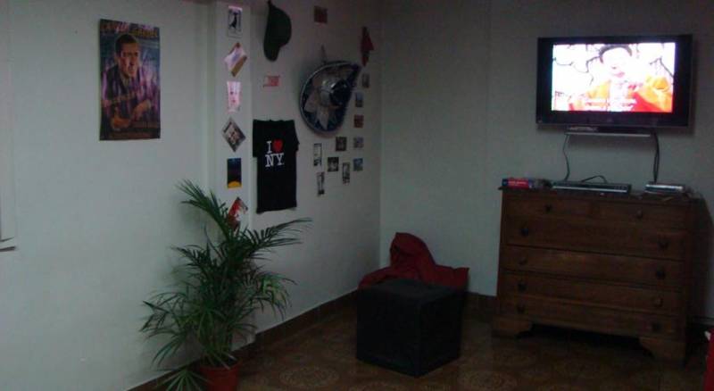 Petit Recoleta Hostel