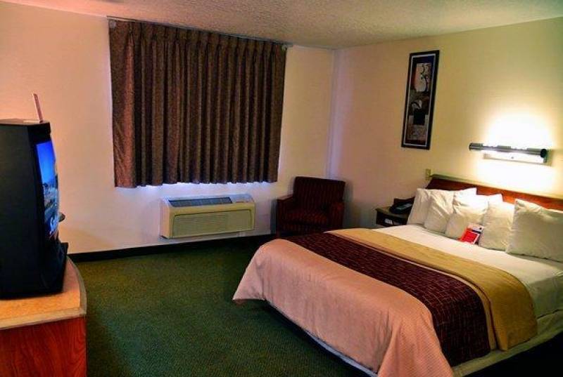 Albuquerque Inn & Suites