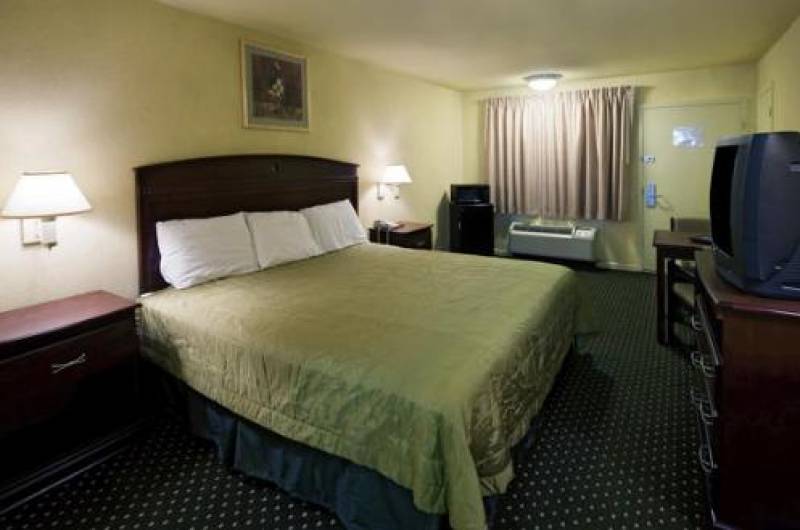 Americas Best Value Inn Dallas