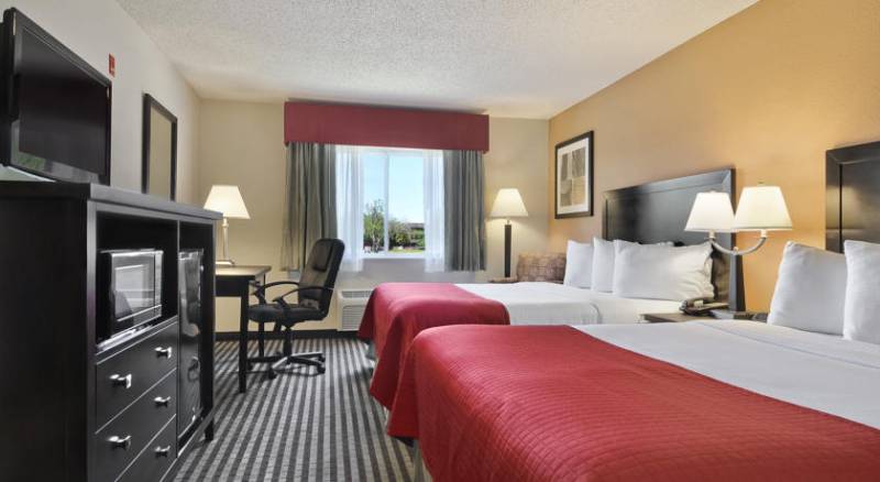 Baymont Inn and Suites Dallas Love Field