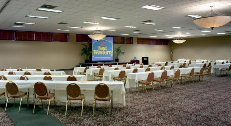 Best Western Plus Hotel & Conference Center